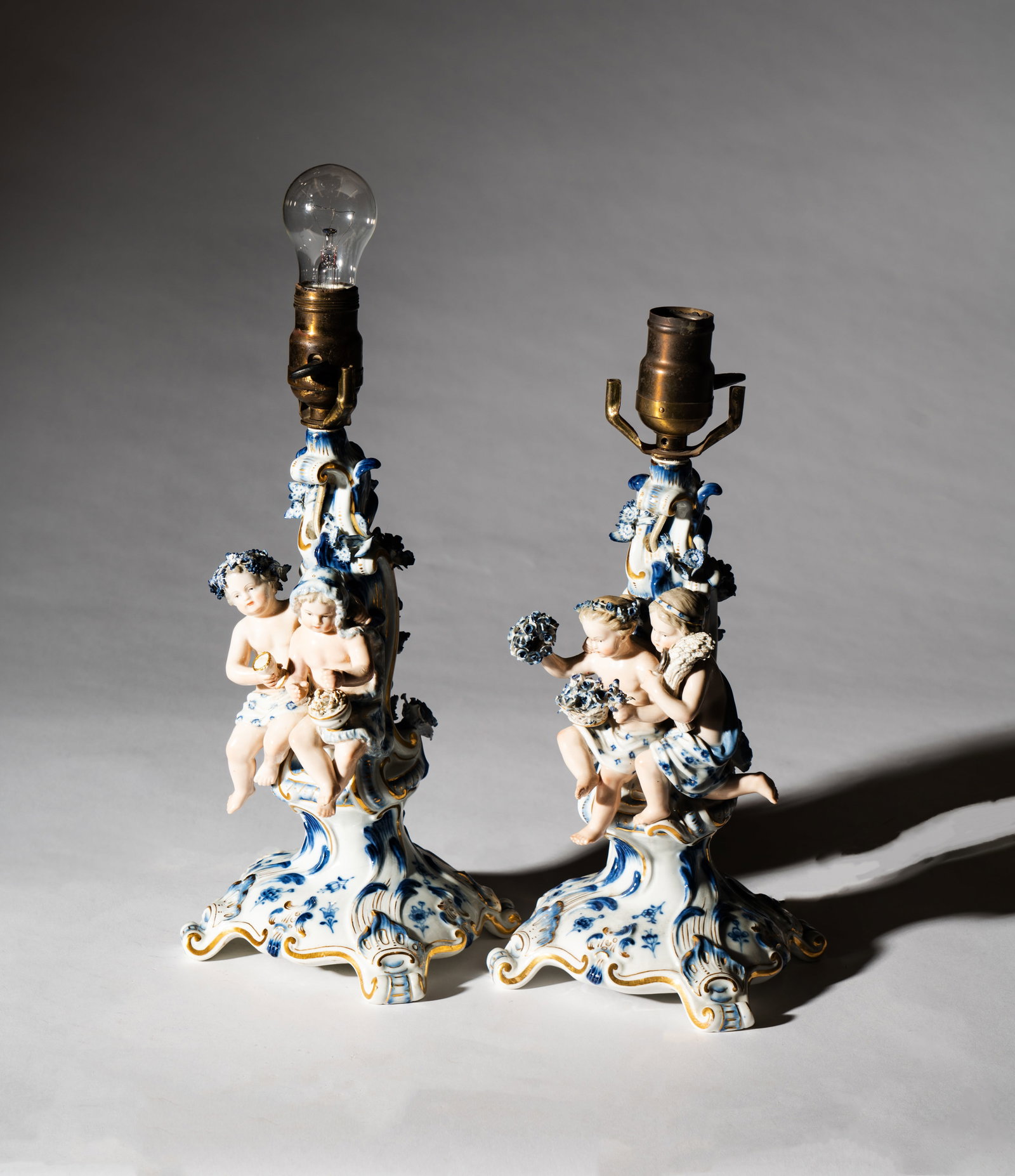 Pair of Meissen Porcelain Figural Table Lamps (1 of 17)