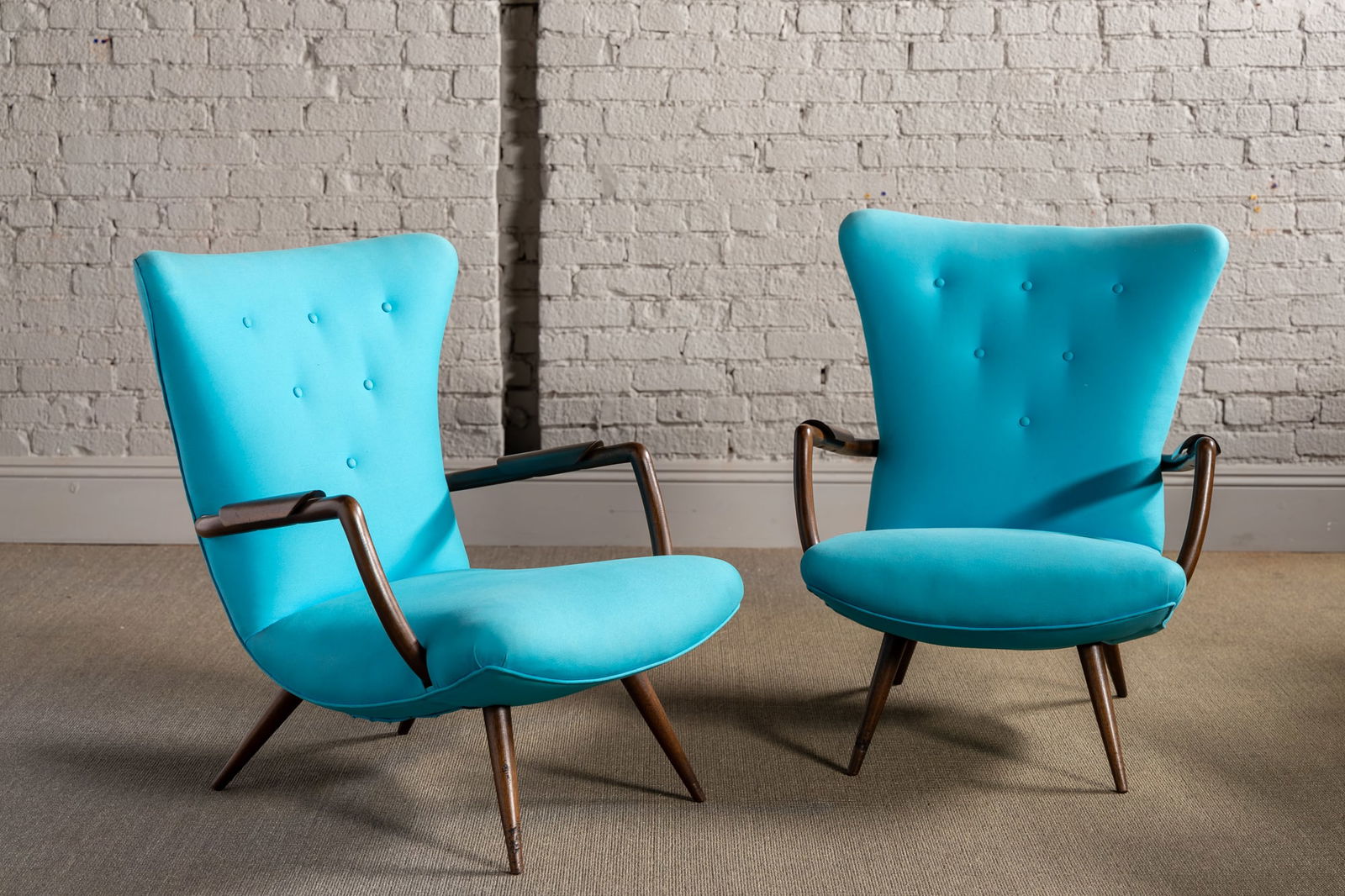 Giuseppi Scapinelli: Pair of Paulistano Armchairs (1 of 13)
