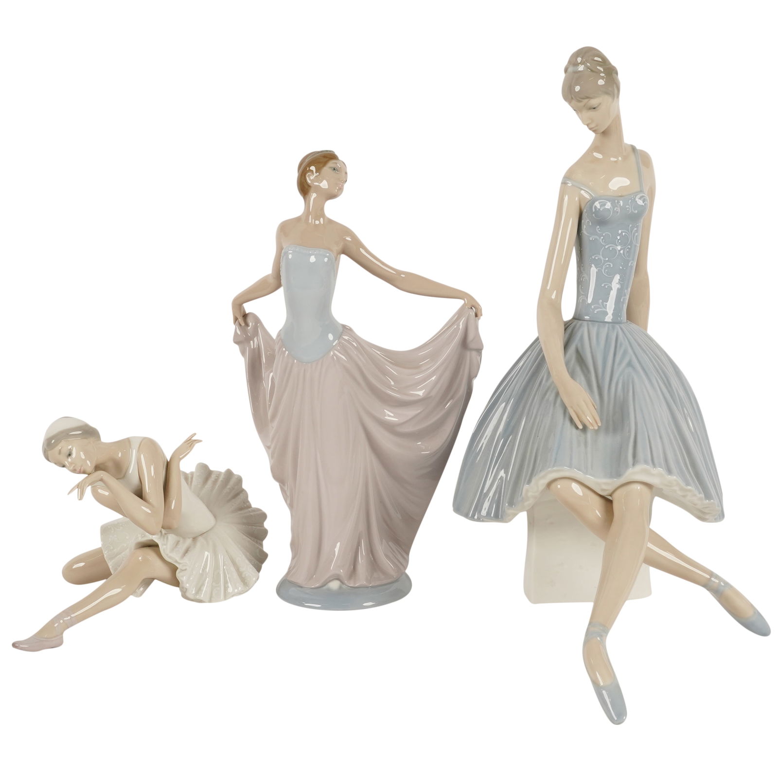 A Group of Lladro Porcelain Figures of Dancers (1 of 15)