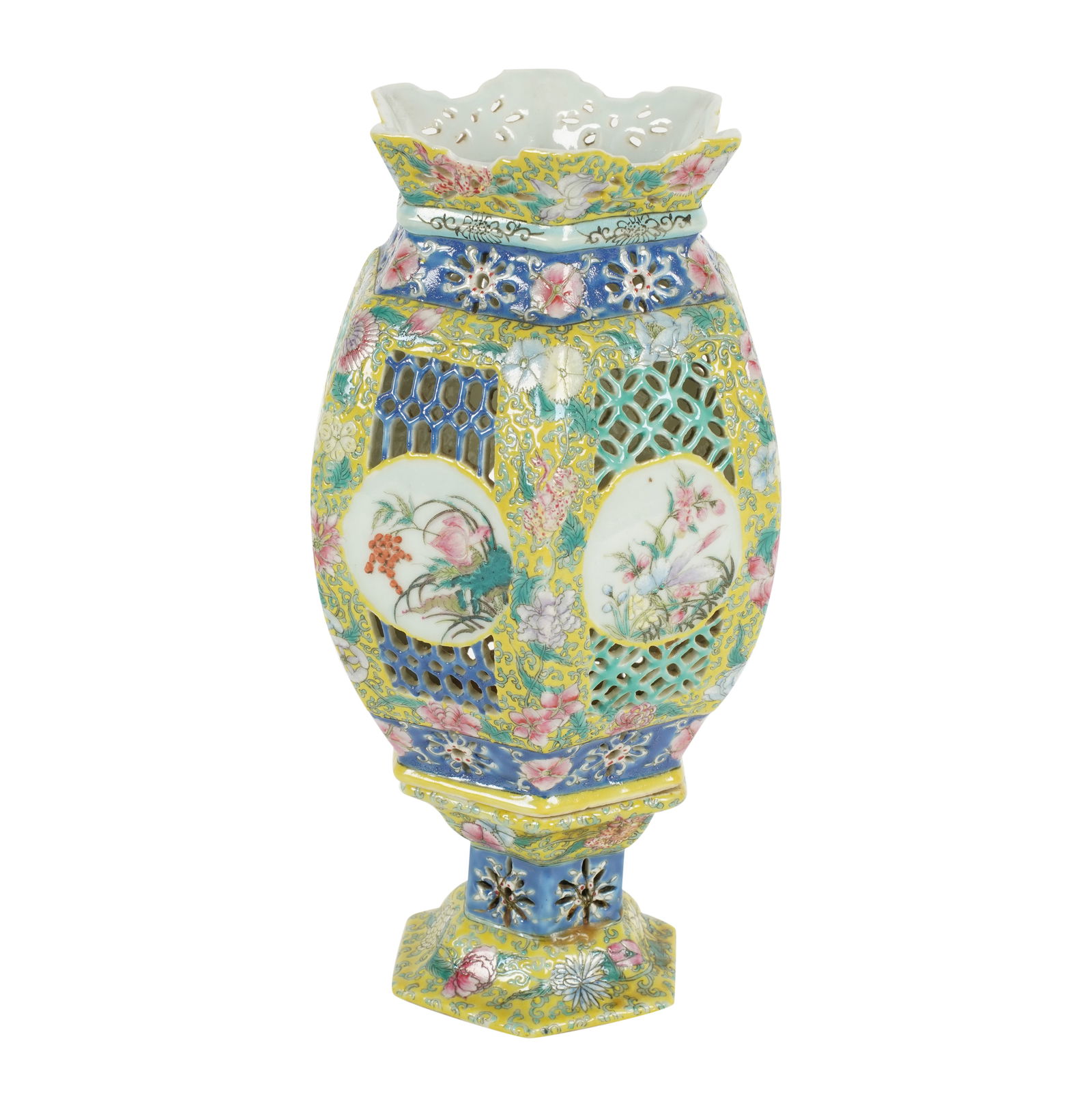 A Qing Dynasty Famille Rose Lantern (1 of 7)