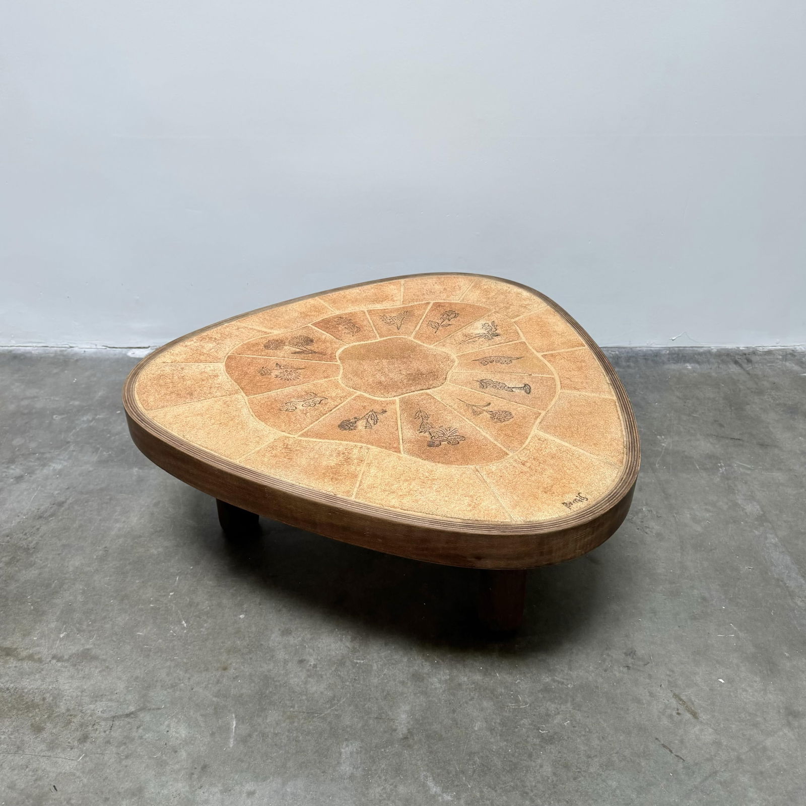 Barrois Coffee Table with Garrigue Tiles (1 of 9)