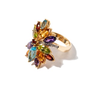 14 Karat Yellow Gold Gem-set Ring