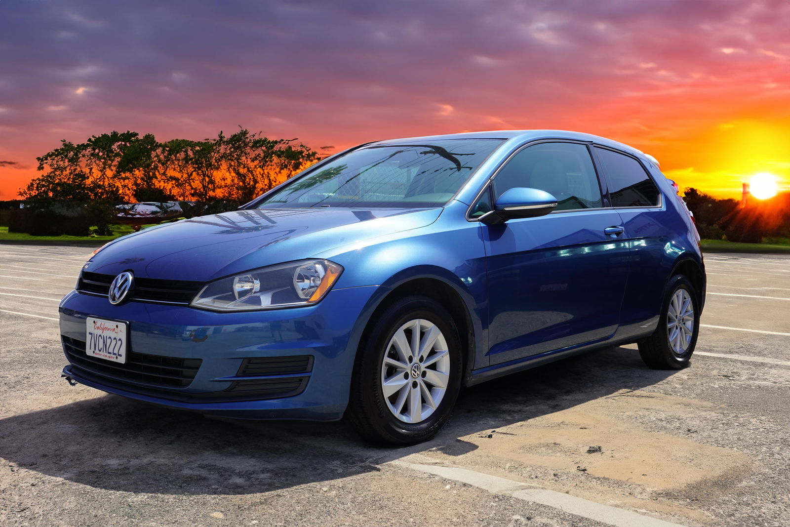 2016 Volkswagen VW Golf TSI (1 of 12)