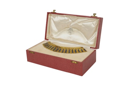 An Odgen and Sons Gilt Hairpiece