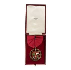 An English Medal in Case