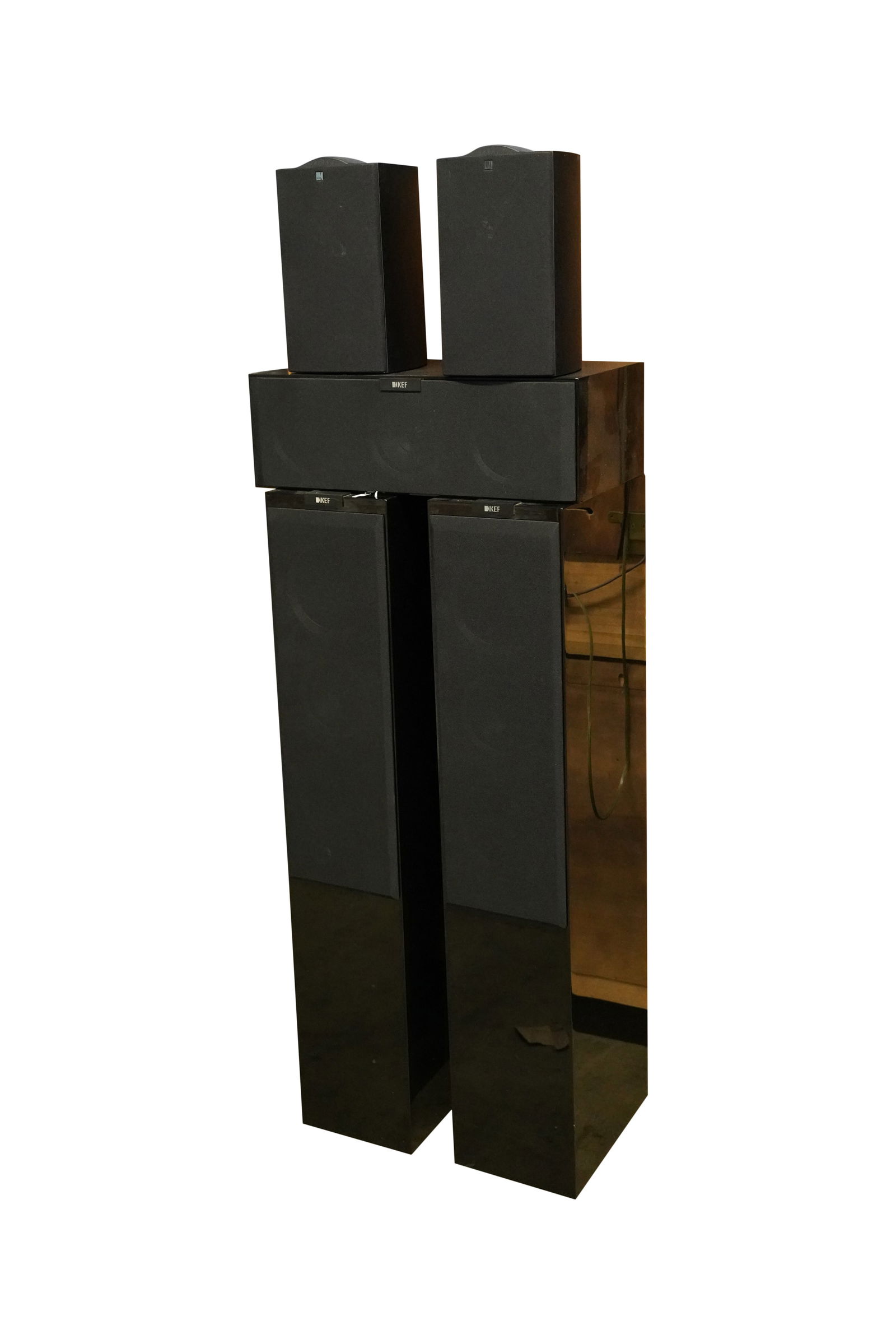 A Pair of KEF Speakers (1 of 7)