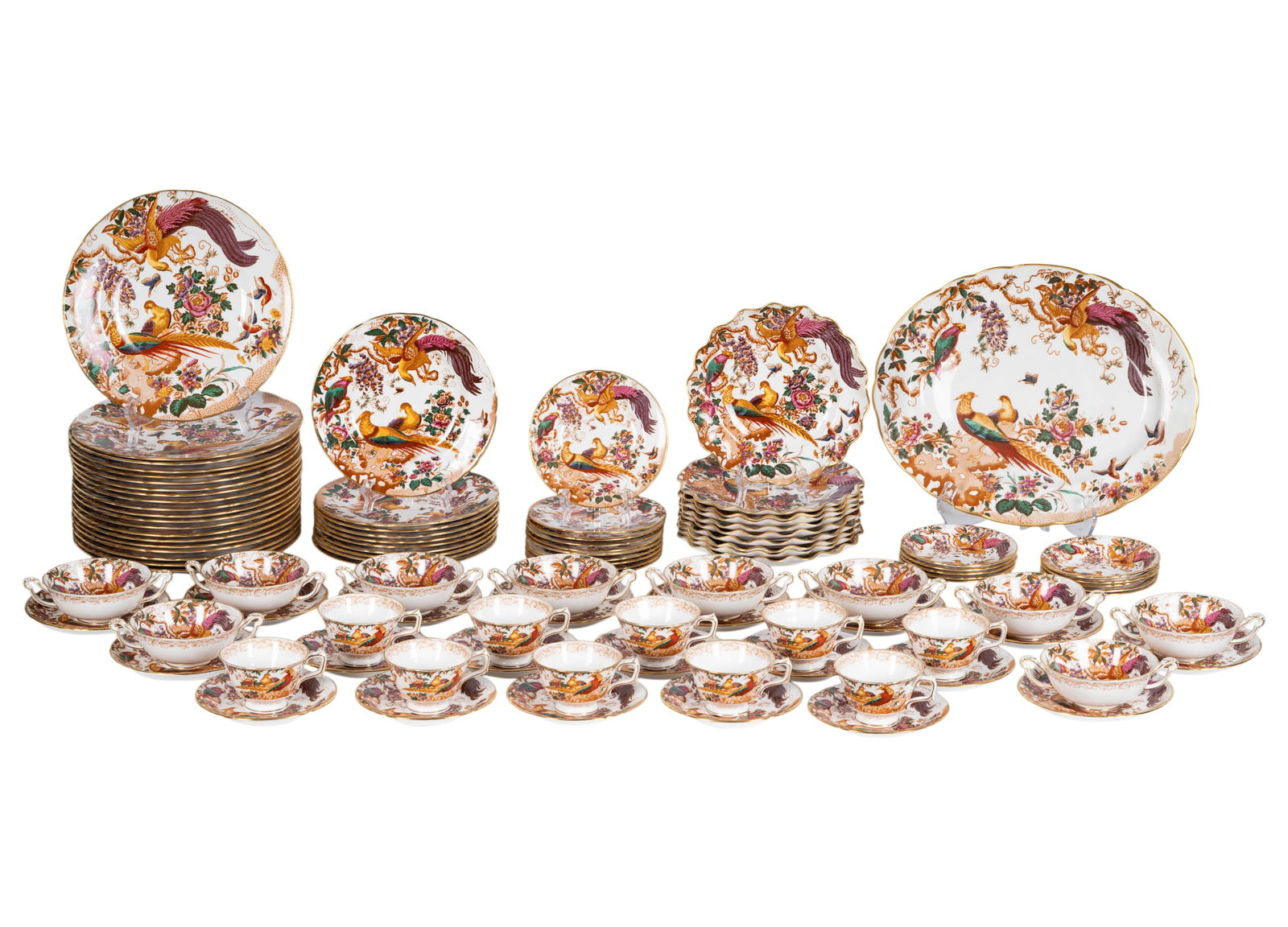 Royal Crown Derby "Olde Avesbury" Dinner Service (1 of 19)