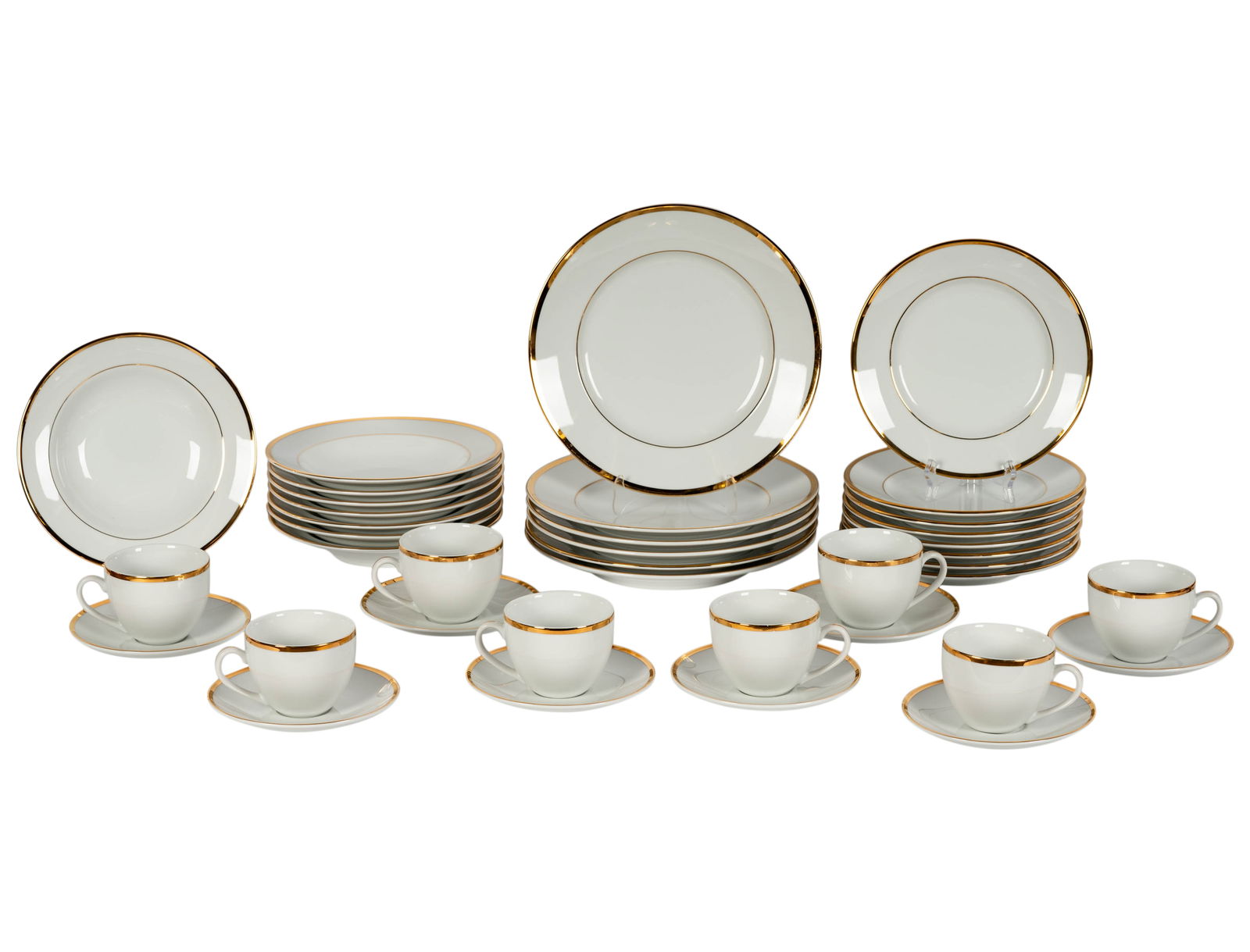 A Williams-Sonoma Japanese Porcelain Service (1 of 11)