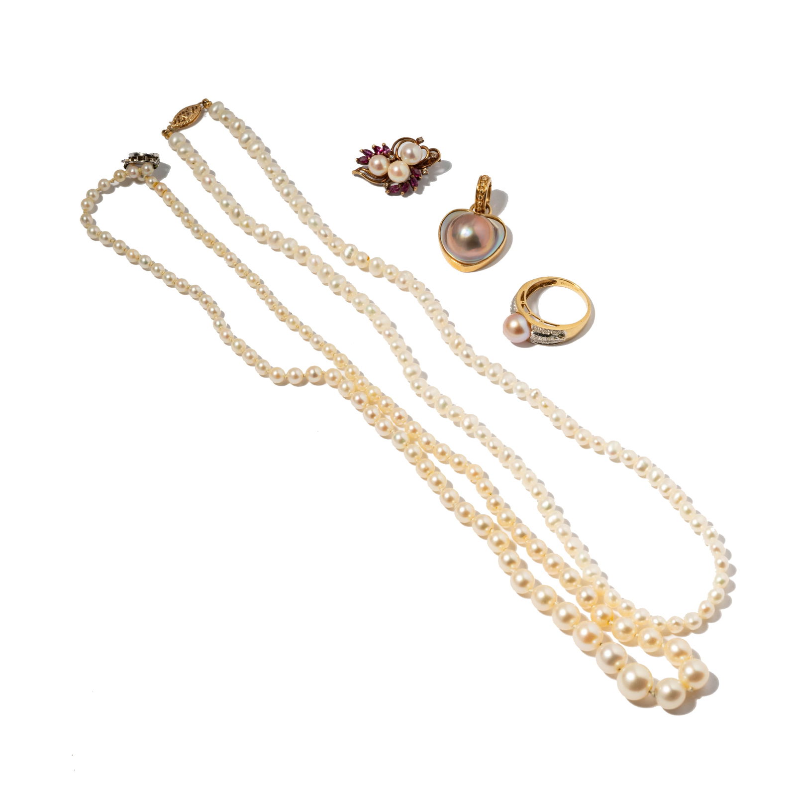 Group Of Two Pearl Necklaces, Two Pendants and One Ring (1 of 8)