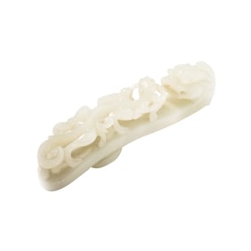 A Chinese Carved Quartz Belt Hook