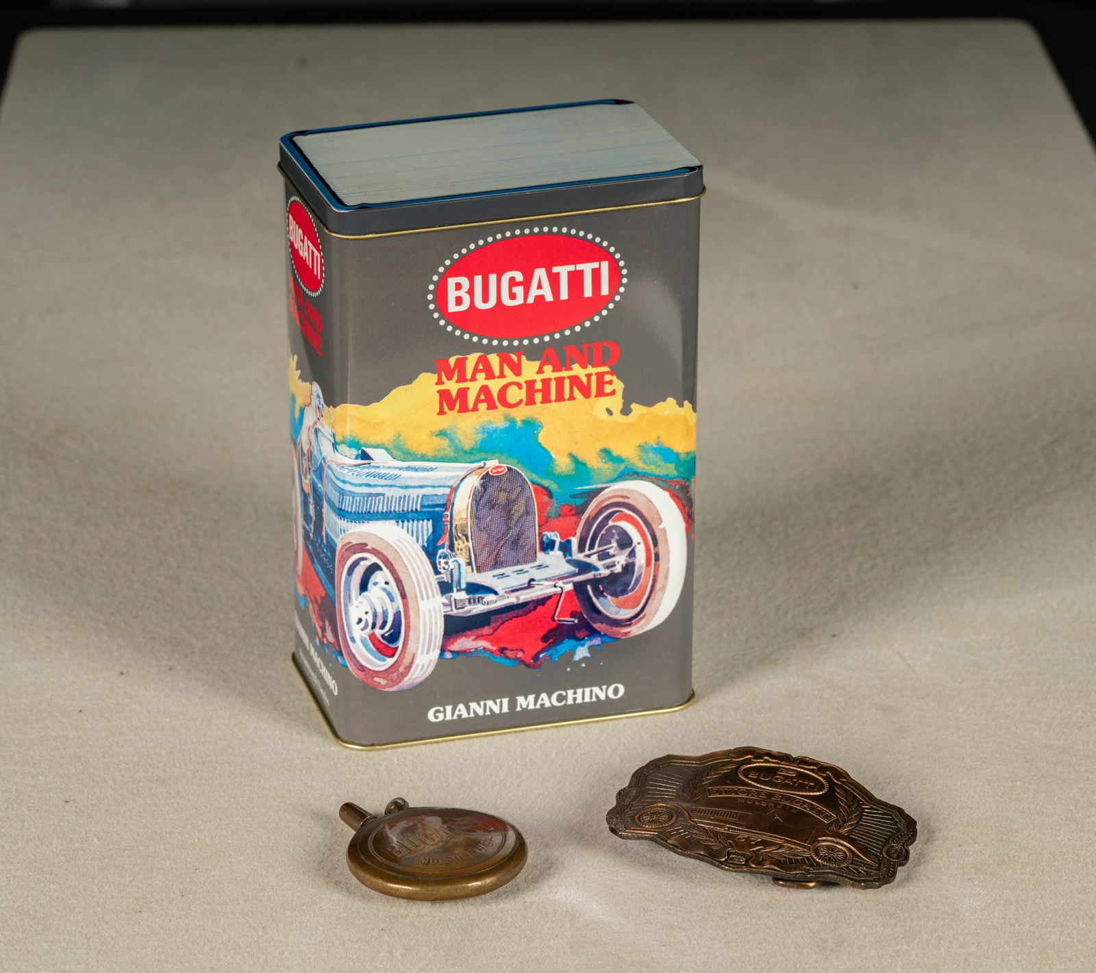 Bugatti Buckle, Lighter and Box (1 of 8)