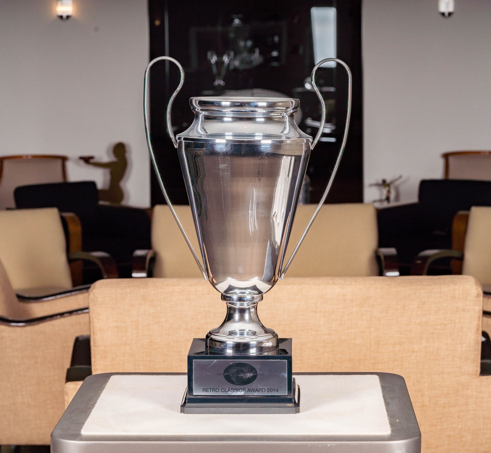 Retro Classics Award 2014 Trophy (1 of 9)