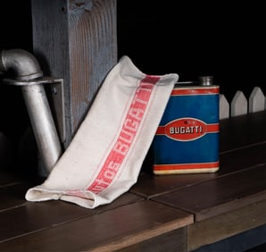 Bugatti GT Oil Can and Bugatti Towel