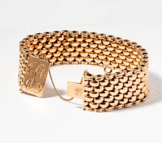 18 Karat Rose Gold Engraved Bracelet