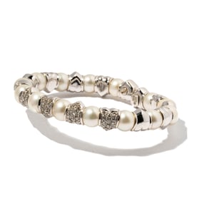 18 Karat White Gold Diamond Pearl Bracelet