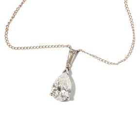 14 Karat White Gold Diamond Pendant Necklace