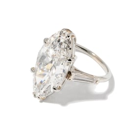 18 Karat White Gold, Marquise Diamond Ring