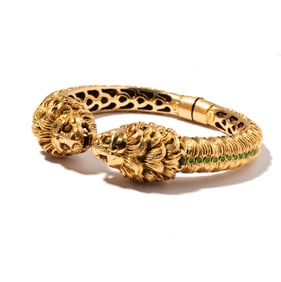 18 Karat Yellow Gold, Green Enamel, Lion Bangle Bracelet