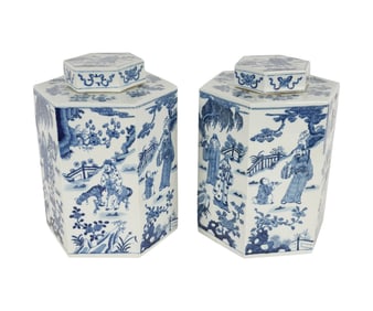 A Pair of Chinese Blue and White Porcelain Tea Jars