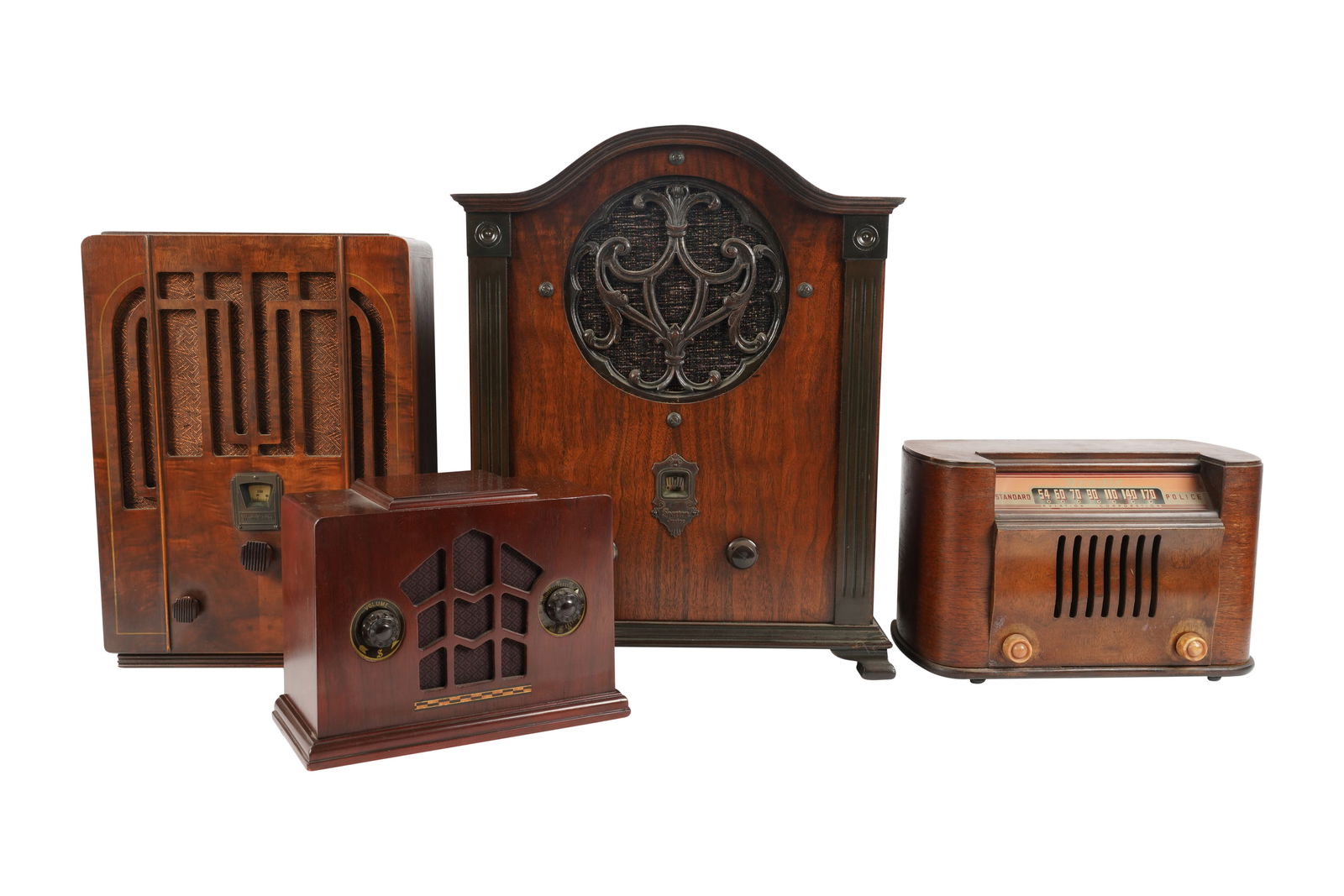 A Collection of Vintage Wood Tube Table Top Radios (1 of 8)