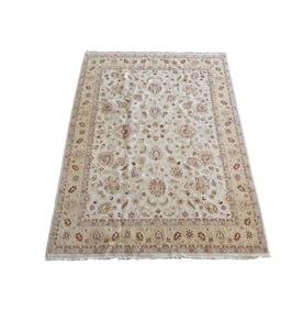 An Oriental Rug 8' x 10'9"