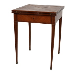 A Parquetry Handkerchief Game Table
