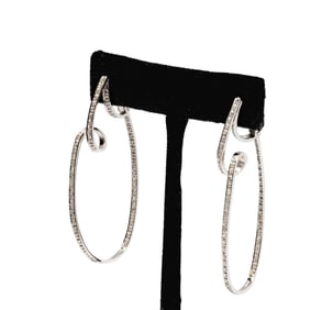 Janis Paige: 14 Karat White Gold Diamond Earrings