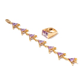 Janis Paige: 14 Karat Yellow Gold, Purple Sapphire Ring with Bracelet