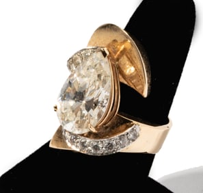 Janis Paige: 14 Karat Yellow Gold, Glass Ring