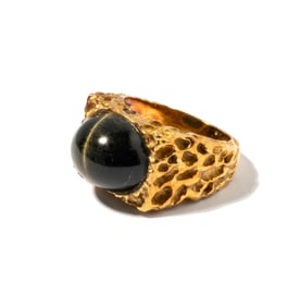 Janis Paige: 18 Karat Yellow Gold Chrysoberyl Ring