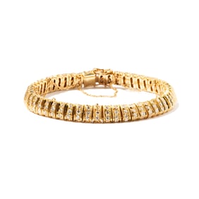 Janis Paige: 14 Karat Yellow Gold and Diamond Bracelet