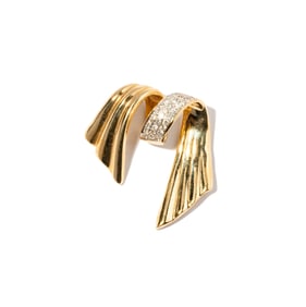 Janis Paige: 14 Karat Yellow Gold and Diamond Pendant/Accent