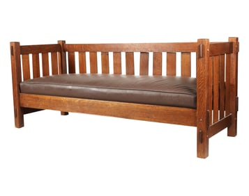 An American Arts and Crafts Oak Settle