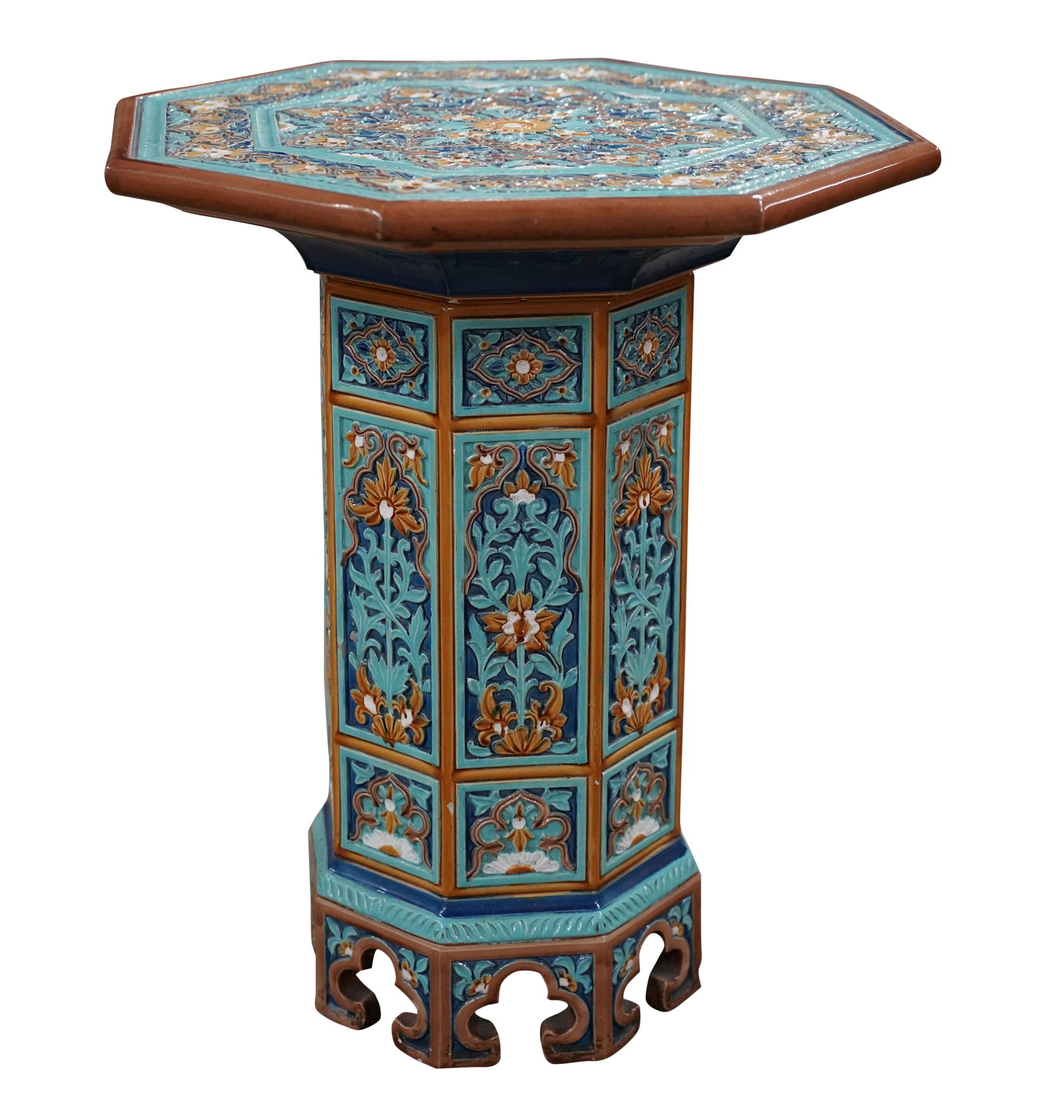 An Antique English Majolica Table (1 of 8)