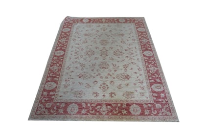A Persian-Style Rug 6' x 8' 4"