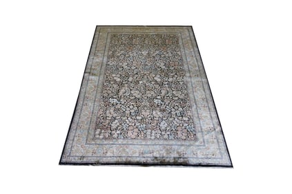 A Turkish Rug 8'2" x 5'