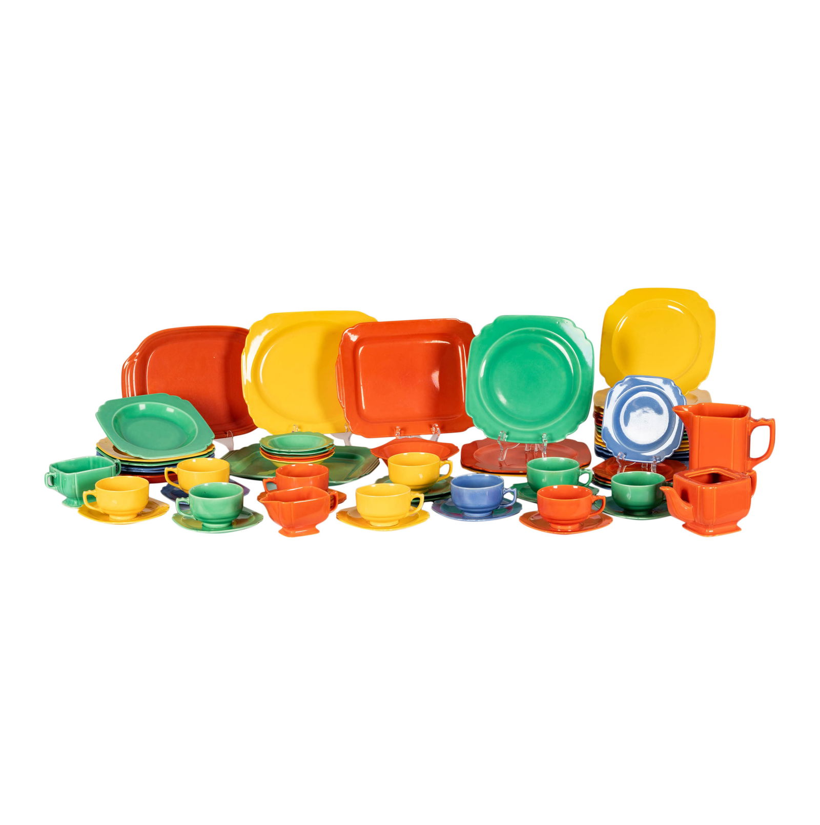 A Group of American Pottery: in assorted colors Dinner plate: 9 in. (22.9 cm.) dia. Notes: This item does not qualify for in-house shipping. Please see our preferred shippers' list for quotes or arrange for local pickup. https://