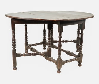 A Georgian Gate Leg Table