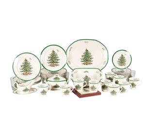 A Spode Christmas Tree Service
