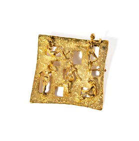 14-KARAT YELLOW GOLD LARGE PLAQUE "SUNBATHERS" PENDANT/BROOCH