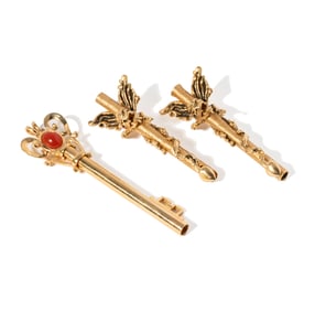 THREE 14-KARAT YELLOW GOLD PENDANTS