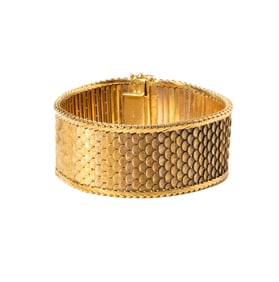18-KARAT YELLOW, WHITE AND ROSE GOLD WIDE SCALE BRACELET