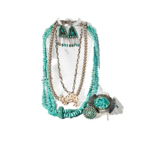 GROUP OF NATIVE AMERICAN STYLE STERLING AND TURQUOISE JEWELRY