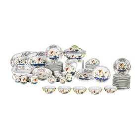 An Italian Maiolica Service