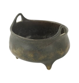 A Chinese Bronze Censer