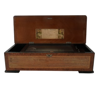 A Forte Piccolo Cylinder Music Box