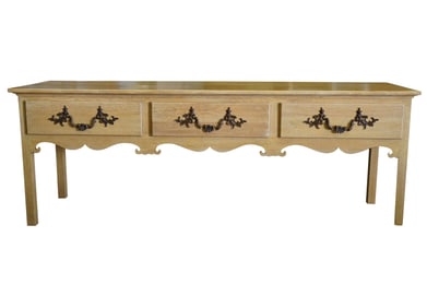 A Georgian-Style Stained Mahogany Dresser / SIdeboard