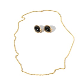 14 Karat Yellow Gold Rope Chain and Onyx Earrings