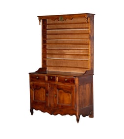 A French Provincial Vasseilier