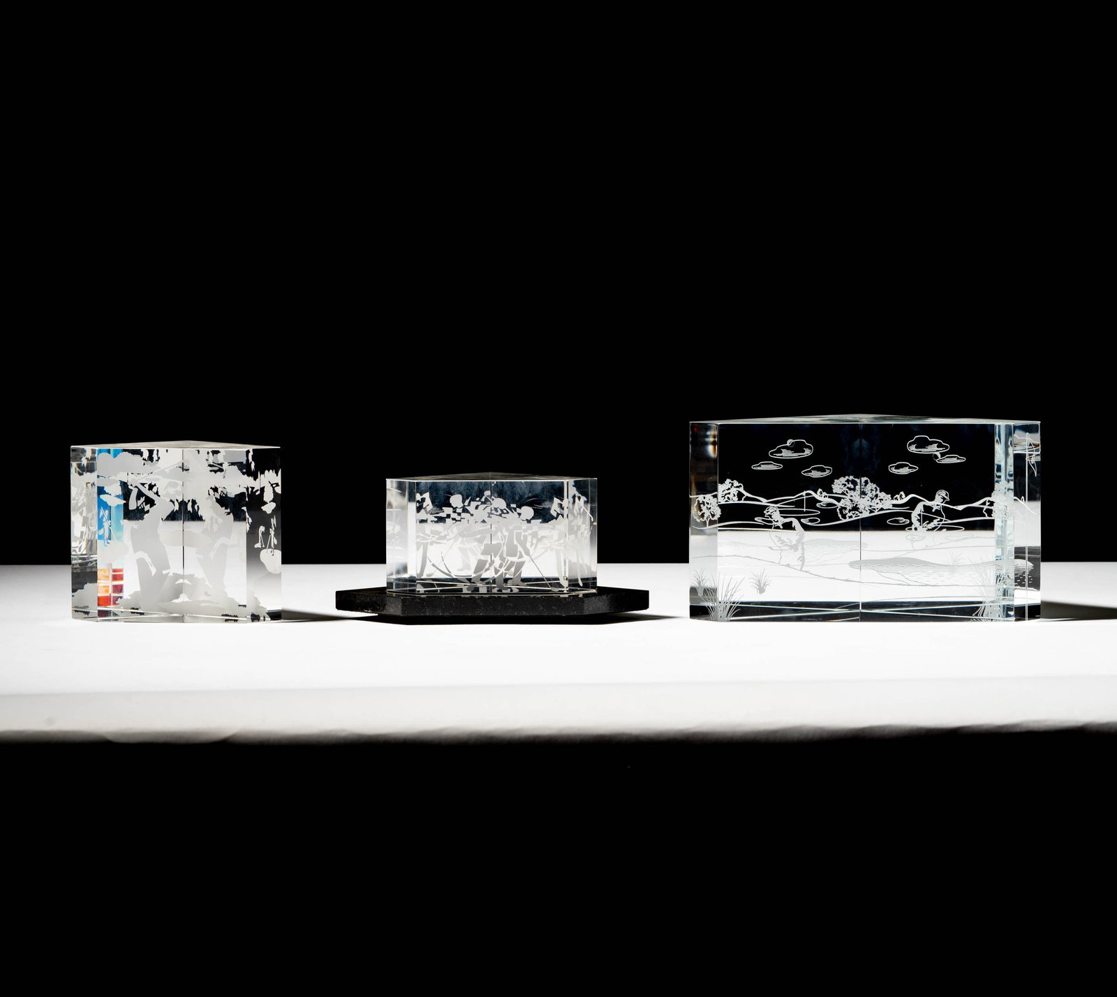 Three Steuben Glass Golf-Theme Table Ornaments (1 of 14)